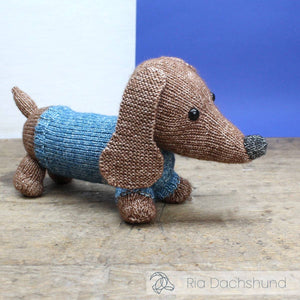 Hardicraft - DIY - Knitting Kit Ria Dachshund