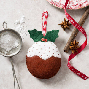 Corinne Lapierre Christmas Pudding Felt Craft Mini Kit-Rosy Posy Petals