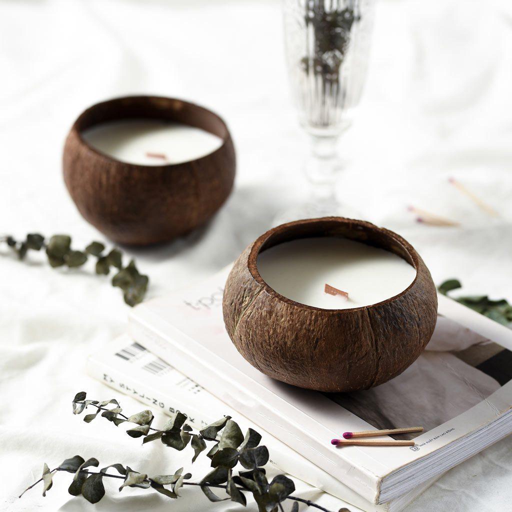 Home & Living :: Candles :: Candles :: Coconut Wax Candle in Coconut Shell