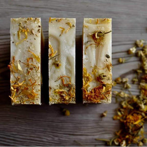 Ava Quinn's Oatmeal Unscented Vegan Soap